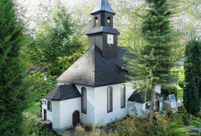 Neues Gebäude in Mini-Weißbach eingeweiht - Nicht fehlen darf natürlich die Kirche. Foto: Andreas Bauer
