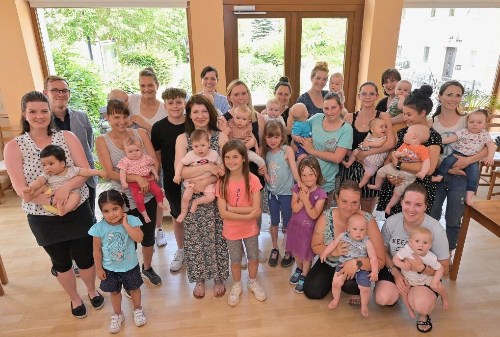 Neues Leben in Oelsnitz: Stadt feiert die Ankunft von Neugeborenen - Die Stadt Oelsnitz hat zum Babytreffen in die Begegnungsstätte der Volkssolidarität eingeladen. Foto: Ralf Wendland