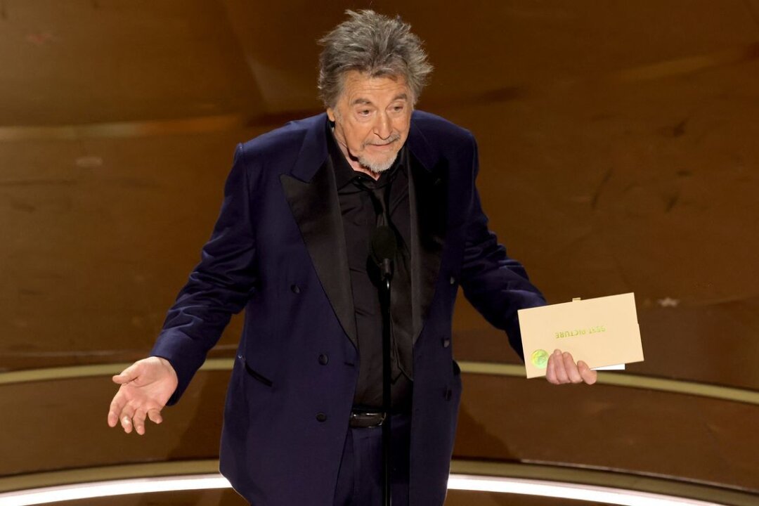 "Nicht meine Absicht": Al Pacino erklärt verwirrenden Oscar-Auftritt - Als letzter Laudator der Oscars 2024 verkündete Al Pacino den Gewinner in der Kategorie "Bester Film". 