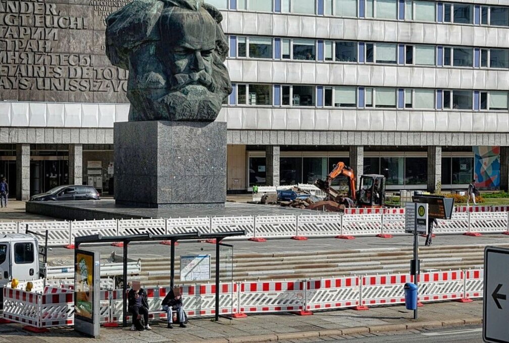 Nischel in Chemnitz bekommt neue Steine Foto: Jan Haertel/ChemPic