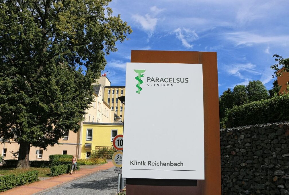 Notaufnahme der Klinik Reichenbach für Rettungsdienst geschlossen - Die Paracelsus-Klinik schließt nun auch die Notaufnahme für den Rettungsdienst. Foto: Simone Zeh