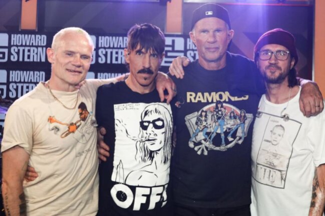 Veröffenlichen mit "Return Of The Dream Canteen" ihr zweites Doppelalbum innerhalb eines Jahres: die Red Hot Chili Peppers.