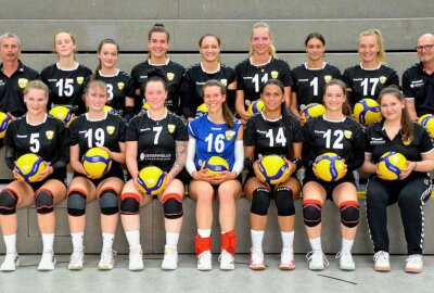Oberlosaer Mädels greifen wieder an - Die Frauen vom SV 04 Oberlosa sind in die Volleyballregionalliga aufgestiegen. Foto: Karsten Repert