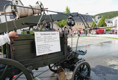 Olbernhauer Feuerwehr hilft Kameraden im Flutgebiet - Die älteste Ausrüstung stammt aus dem Jahr 1794. Foto: Andreas Bauer
