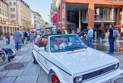 Oldtimer-Treff in der Chemnitzer City - Dieses Wochenende startet die Historic Rallye Erzgebirge. Foto: Ingo Morgenstern