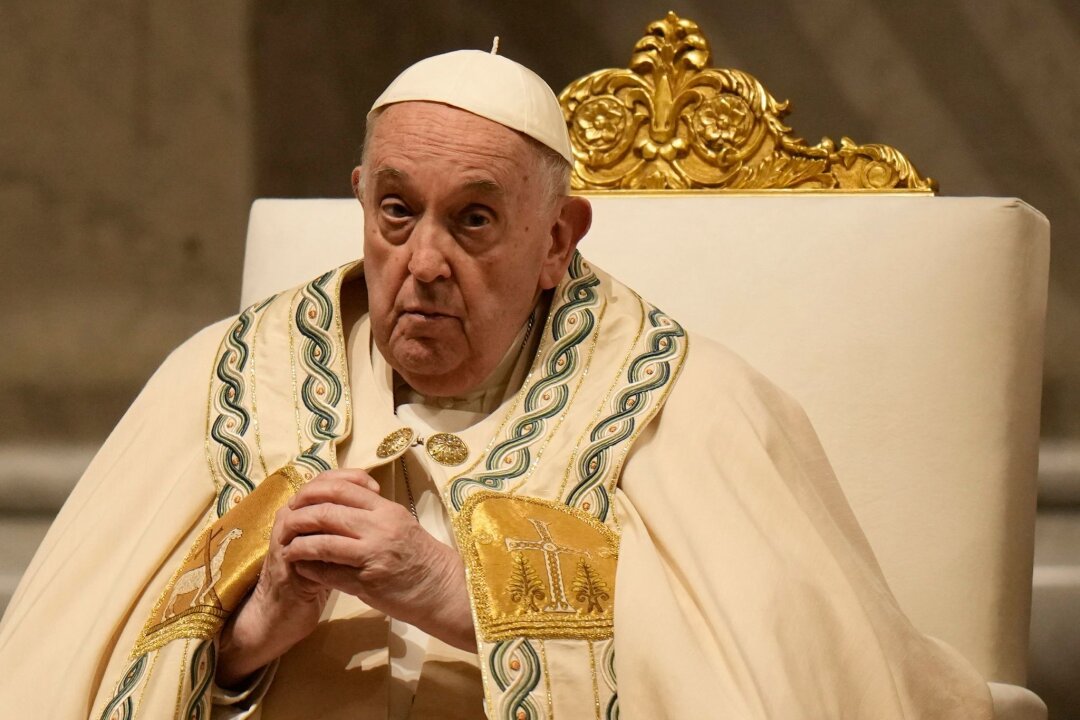 Papst ruft zu Freude und Hoffnung auf - "Schwester, Bruder, möge dein Herz in dieser heiligen Nacht in Jubel ausbrechen!": Papst Franziskus.