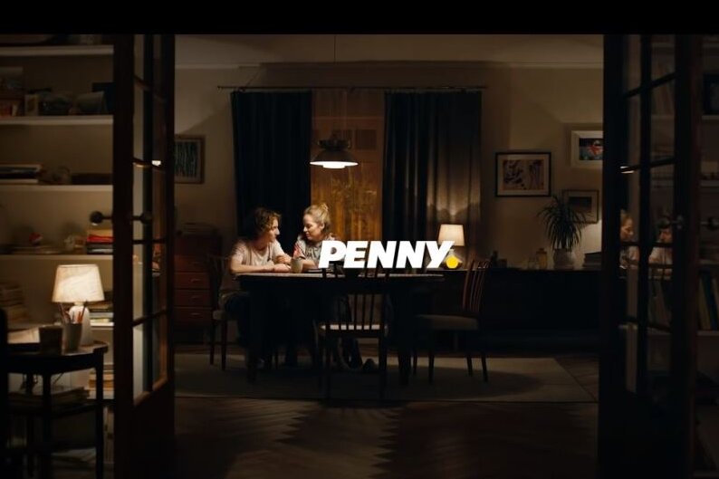 Screenshot aus dem neuen Penny-Werbespot.