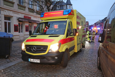 Person in Müllpresse eingeklemmt! - Arbeitsunfall führt zu Krankenhausaufenthalt. Foto: Roland Halkasch