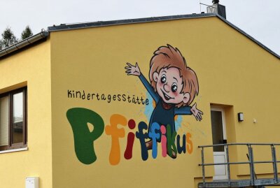 Die Fassade der Kita Eppendorf "Pfiffikus" wurde neu gestaltet.Foto: Knut Berger