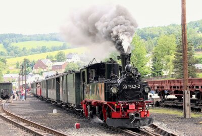Pfingsten mit der Preßnitztalbahn erleben - Pfingsten mit der Preßnitztalbahn genießen. Fotos: Ilka Ruck