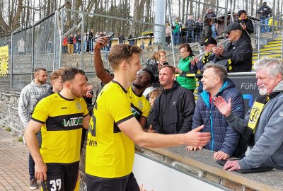 Plauen holt gegen 1. FC Magdeburg II Tabellenführung zurück - Der Nachholer vom 15. Spieltag war nichts für schwache Nerven. Foto: Karsten Repert