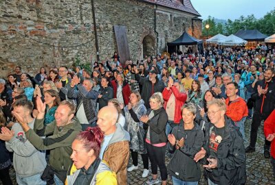 Plauener Malzhaus feiert 50. Jubiläum - Im Open-Air-Gelände des Malzhauses feierten die Fans ihre Publikumslieblinge. An gleicher Stelle geht die Party heute weiter. Foto: Thomas Voigt