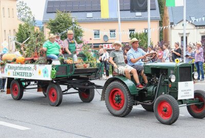 Pockau-Lengefeld: Stadtfest endet mit grandiosem Festumzug - Mit von der Partie war auch der Kleingartenverein. Foto: Jana Kretzschmann