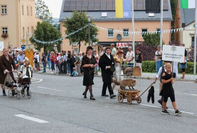 Pockau-Lengefeld: Stadtfest endet mit grandiosem Festumzug - Kürschnerei und Pelztierzucht gab es ebenfalls. Foto: Jana Kretzschmann