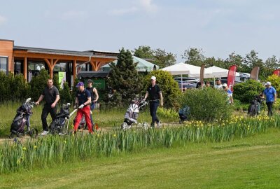 Präsident des Golfclub Bad Schlema für Finale des Bundesliga Golf Cup qualifiziert - Im Golfpark Westerzgebirge in Bad Schlema ist gestern ein Qualifikationsturnier für den Bundesliga Golf Cup 2021 gelaufen. Foto: Ralf Wendland