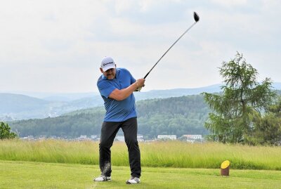 Präsident des Golfclub Bad Schlema für Finale des Bundesliga Golf Cup qualifiziert - Andreas Kruse vom Golfclub Bad Schlema beim Abschlag. Foto: Ralf Wendland