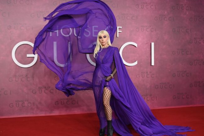 Lady Gaga verstand es erneut, sich auf dem roten Teppich zu inszenieren.