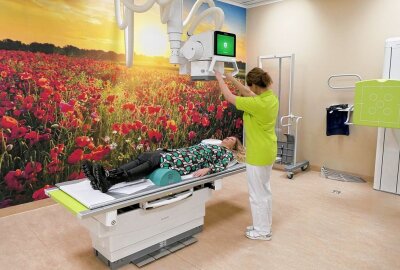 Radiologische Praxis in Kirchberg auf neuestem Stand - Bei einer Untersuchung in der Radiologie. Foto: HBK/Patricia Langbein