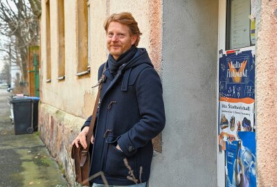 Michael Stötzer vor der alten Stadtwirtschaft in der Jacobstraße. Foto: Andreas Seidel
