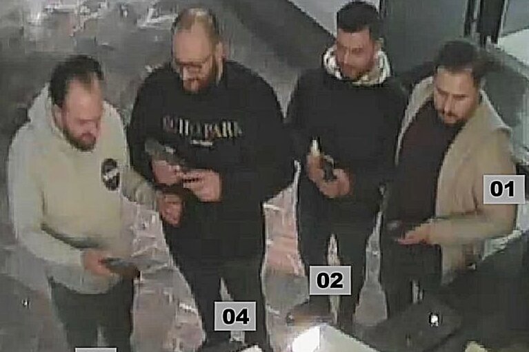 Raub im Grünen Gewölbe: Weitere Tatverdächtige gesucht - Die vier weiteren Tatverdächtigen. Foto: Polizeidirektion Dresden