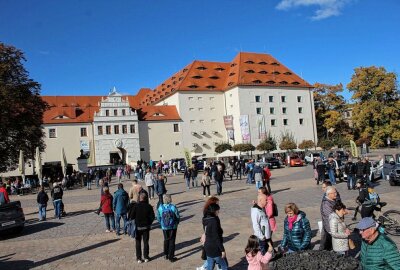 Rekordbesucherzahlen bei Herbstaktionen in der Freiberger Innenstadt - Einblicke ins Freiberger Herbstfest. Foto: Renate Fischer