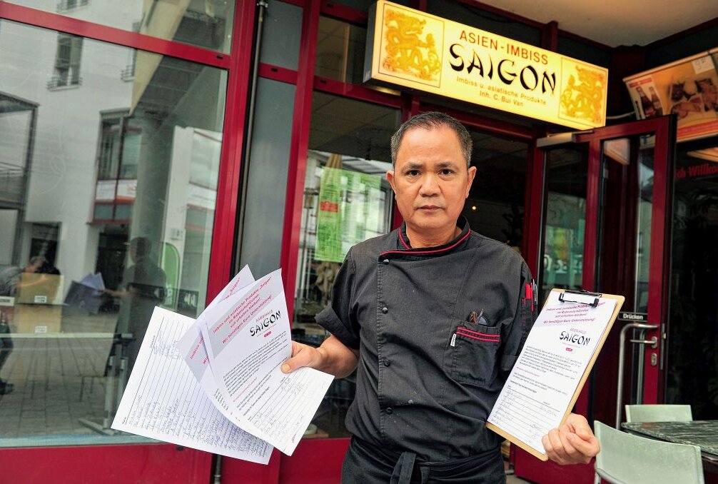 Restaurant "Saigon" soll raus: Kündigung  aus heiterem Himmel - Das Restaurant "Saigon" soll nach 25 Jahren das Rabenstein-Center verlassen. Eine Unterschriften-Aktion soll den Erhalt bringen. Foto: Sven Gleisberg