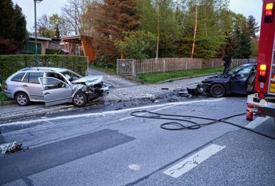Rettungshubschrauber im Einsatz: Heftiger Crash mit Schwerverletzten - Heftiger Crash in Sohland. Foto: Lausitznews.de