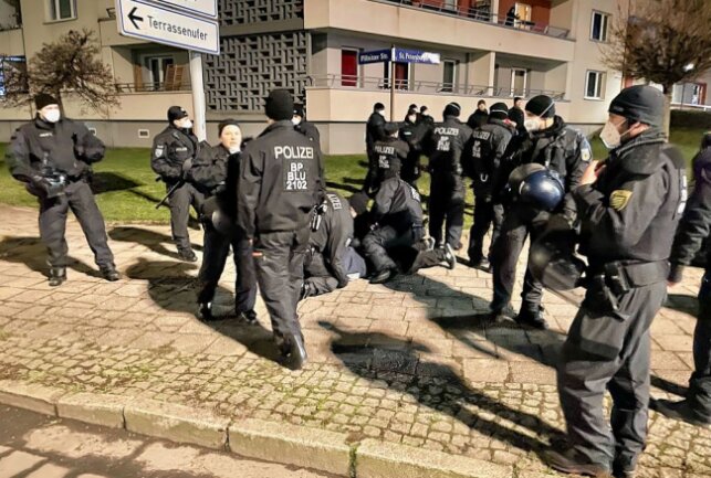 In Dresden kam es heute erneut zu Demonstrationen gegen die Corona-Maßnahmen. Foto: Redaktion