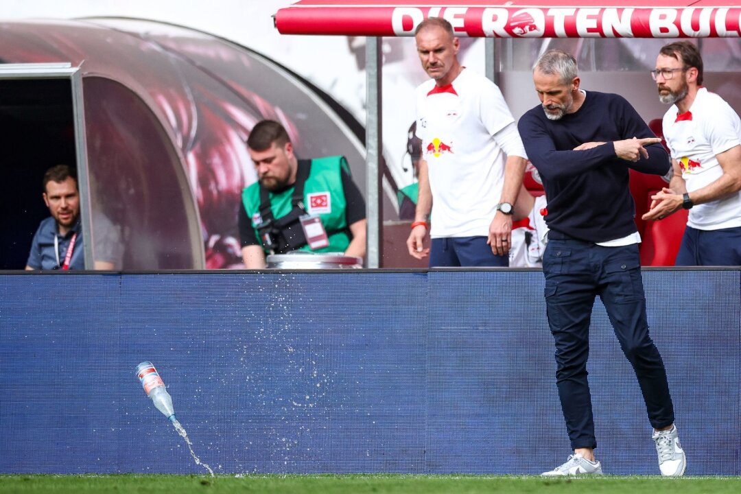 Rose-Sperre nach Xavis Gelb trübt RB-Sieg gegen Wolfsburg - Leipzigs Trainer Marco Rose ist für das kommende Bundesliga-Spiel in Heidenheim gesperrt.