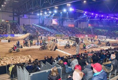 Sachsen-Arena war noch einmal Billy Bolts Wohlfühloase - Rennaction unterm Hallendach. Foto: Thorsten Horn