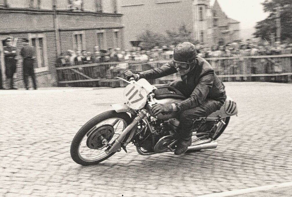 Nach dem Zweiten Weltkrieg setzte Hein Thorn-Prikker auf dem Sachsenring einige Moto-Guzzi-Duftmarken / Foto: Günter Geyler / Archiv Thorsten Horn