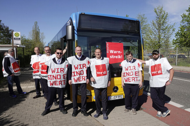 Sachsens Busfahrer streiken: Diese Regionen sind betroffen - Foto: Harry Härtel/Härtelpress