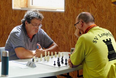 Schach-Tradition im Erzgebirge wird neu belebt - Gespielt wurden fünf Runden, die jeweils bis zu vier Stunden dauerten. Foto: Andreas Bauer