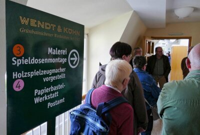 Schautage bei Wendt & Kühn begeistern nicht nur die Besucher - Der Rundgang war für die Besucher ausgeschildert. Foto: Andreas Bauer
