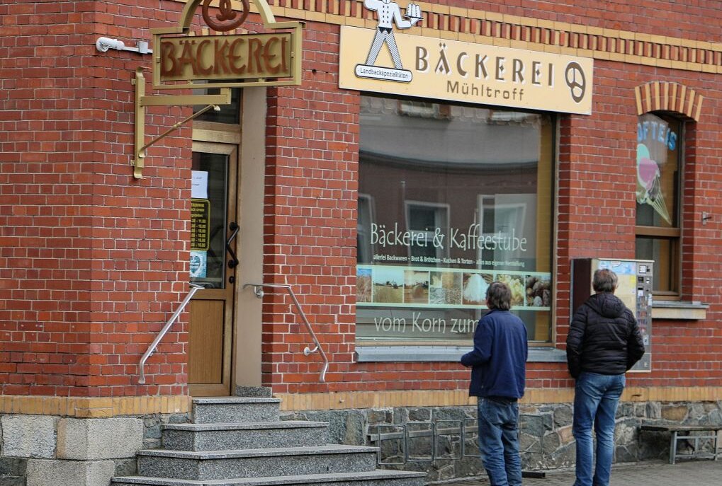 Seit 1. April hat Mühltroff keinen Bäcker mehr - die Bäckerei samt Kaffeestube hat geschlossen. Foto: SImone Zeh