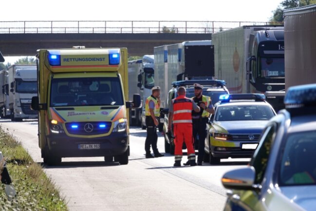 Auf der A4 kam es heute Morgen zu einem schweren Unfall. Foto: Roland Halkasch