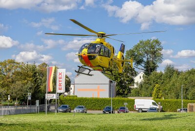 Schwerer Moped-Unfall in Rodewisch: Rettungshubschrauber im Einsatz - Rettungshubschrauber im Einsatz. Foto: David Rötzschke