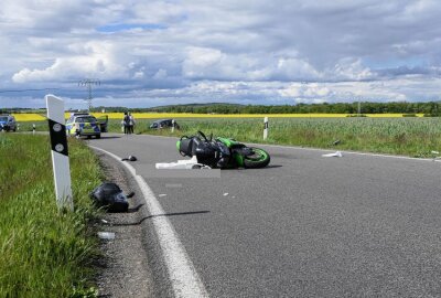 Schwerer Motorradunfall bei Großbardau - Foto: Sören Müller