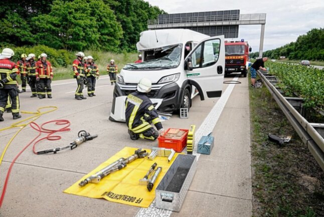 Auf der A4 bei Chemnitz kam es zu einem schweren Verkehrsunfall. Foto: Harry Härtel