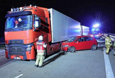 Am Donnerstagabend kam es gegen 20 Uhr auf der A4 zu einem schweren Verkehrsunfall. Foto: Roland Halkasch