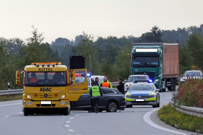 Schwerer Unfall auf der A4 bei Glauchau. Foto: Andreas Kretschel