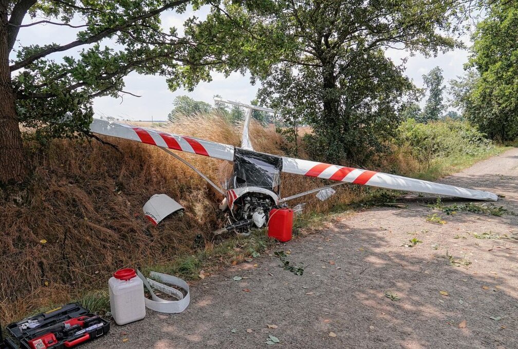 Heute stürzte ein Ultraleichtflugzeug in Mohorn ab. Foto: Roland Halkasch
