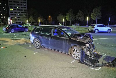 Schwerer Verkehrsunfall: Audifahrer mit 0,94 Promille - Fahrer eines Audis hatte 0,94 Promille. Foto: Roland Halkasch