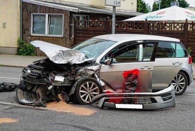 Schwerer Verkehrsunfall mit mehreren Verletzten - Schwerer Verkehrsunfall in Kamenz. Foto: LausitzNews.de/Tim Kiehle