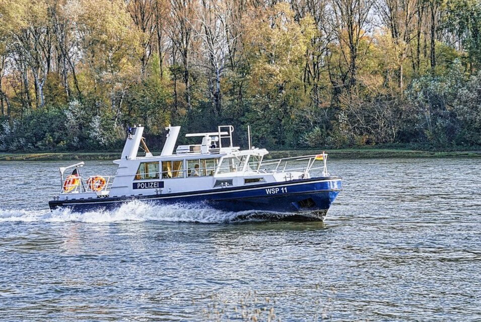 Segelboot am Berzdorfer See gestohlen: Polizei startet Aufruf - Die Wasserschutzpolizei sucht derzeit nach einem Segelboot, welches am Berzdorfer See entwendet wurde. Symbolbild. Foto: Pixabay