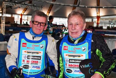Servus Schliff: Legende nimmt Abschied - Mit Jarmo Hirvasoja (li.) und Per-Olof Serenius kamen zwei ehemalige Weltmeister. Foto: Thorsten Horn