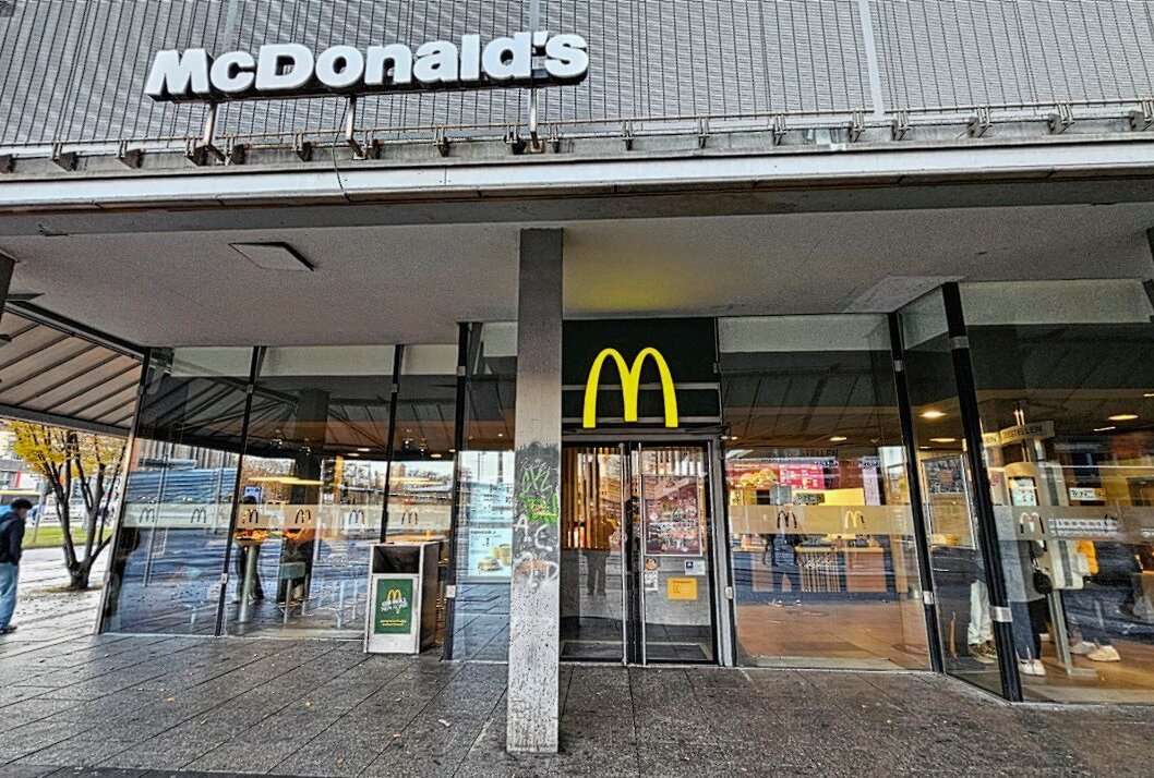 Sicherheit in der City: McDonalds wird zur Polizeiwache - Der McDonalds inan der Zentralhaltestelle Chemnitz wird zur Polizeiwache gemacht. Foto: Harry Härtel
