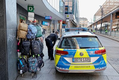 Sicherheit in der City: McDonalds wird zur Polizeiwache - Chemnitz Zentralhaltestelle: Täglich stehen hier Streifenwagen der Polizei. Foto: Harry Härtel