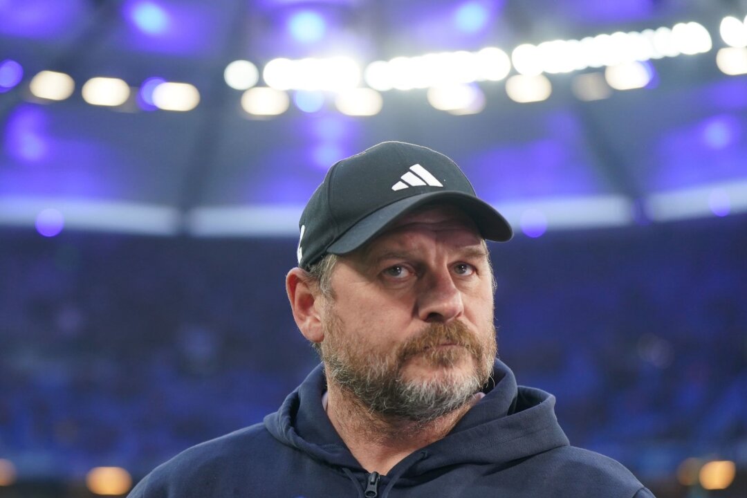 Siebtes Zweitliga-Jahr droht: HSV bleibt nur wenig Hoffnung - HSV-Trainer Steffen Baumgart fordert nach der Niederlage gegen Kiel, dass sein Team seine "Hausaufgaben" macht.