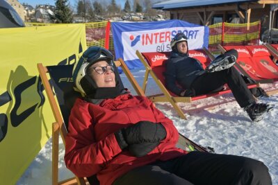 Skiarena Eibenstock: Mit der Familie Winterspaß bei Wurzelrudi - In der Skiarena Eibenstock kann man mit der ganzen Familie Winterurlaub machen.